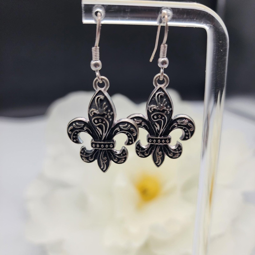 Silver Tone Textured Fleur De Lis 1.25" Drop Hook Pierced Earrings